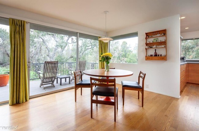Foto del edificio - 2 br, 2 bath House - 995 Ellington Ln