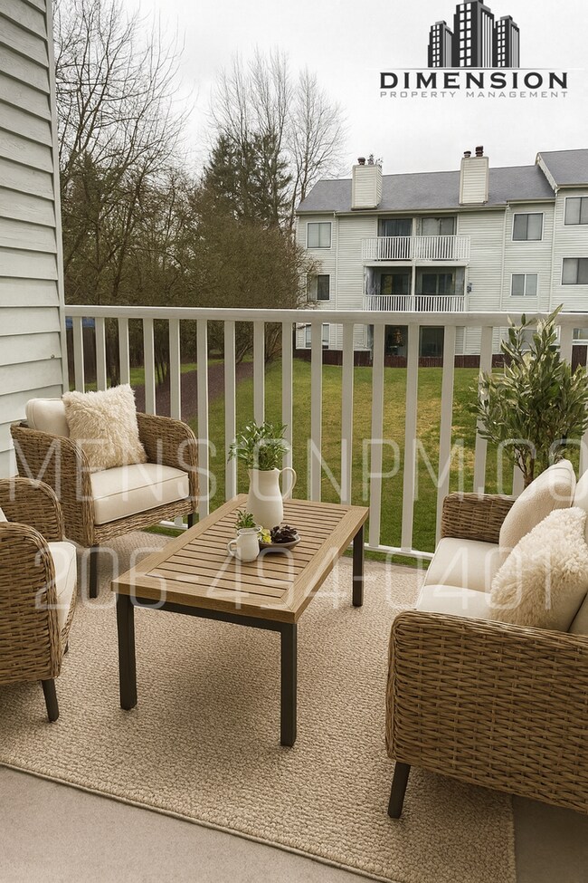 Foto del edificio - Easy to book Self Tours for this 2 bed/1 + bath condo in Kent off of Canyon Dr!