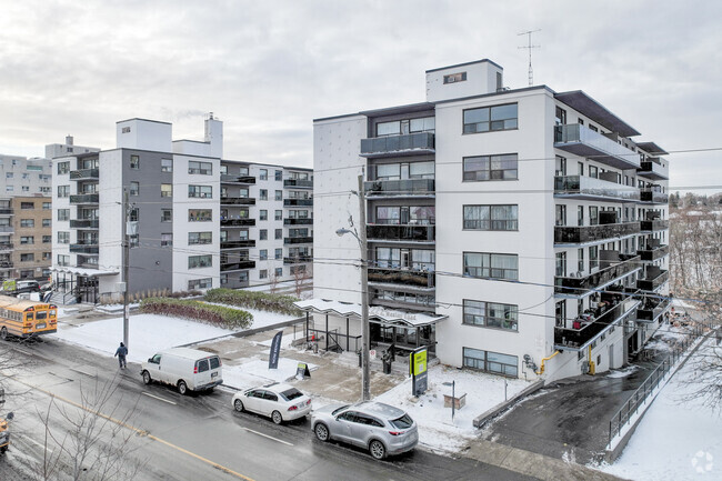 Building Photo - Humber Park