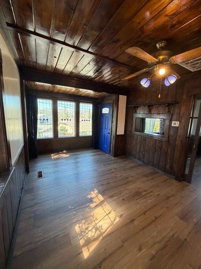 Building Photo - 1926 Hillside Gem Martinez CA