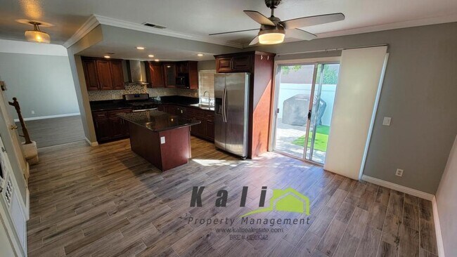 Building Photo - 2169 Hamden Dr