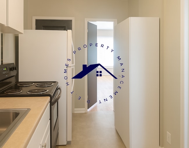 Building Photo - 17536 2nd Ave