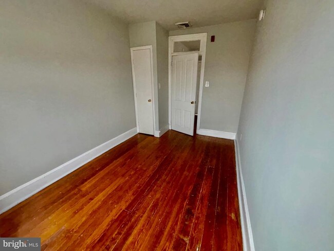 Foto del edificio - 2635 E Lehigh Ave