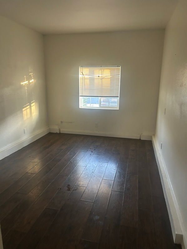 Foto del edificio - 13744 Dellbrook St