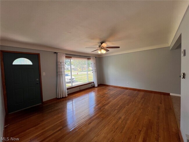 Foto del edificio - 9326 Ackley Rd