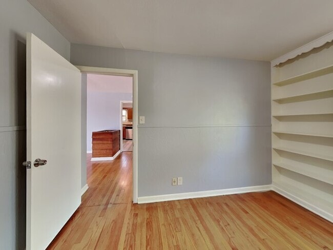 Building Photo - 4209 Arden Pl