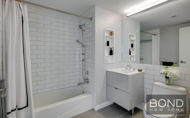 Foto del edificio - 400 W 113th St