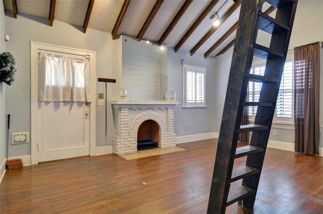 Foto del edificio - 3237 Odessa Ave