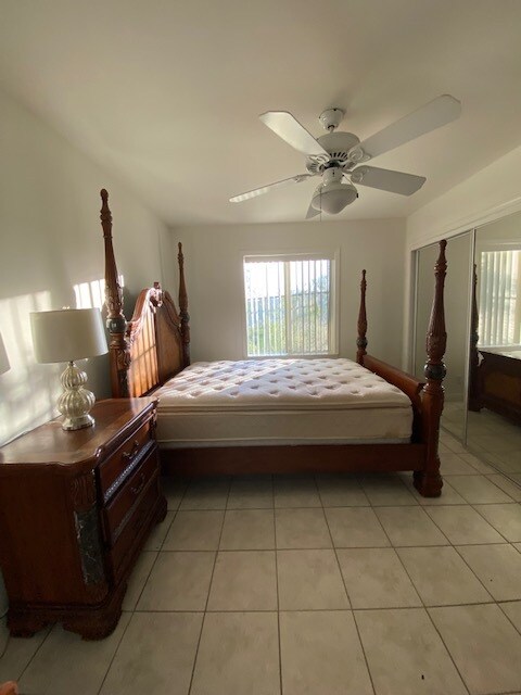 Bedroom - 12237 Zelzah Ave