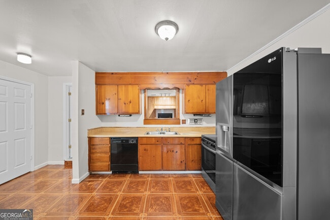 Building Photo - 112 Cedar Grove Rd