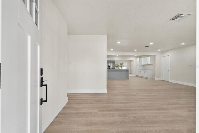 Foto del edificio - 2352 Lorena Ln