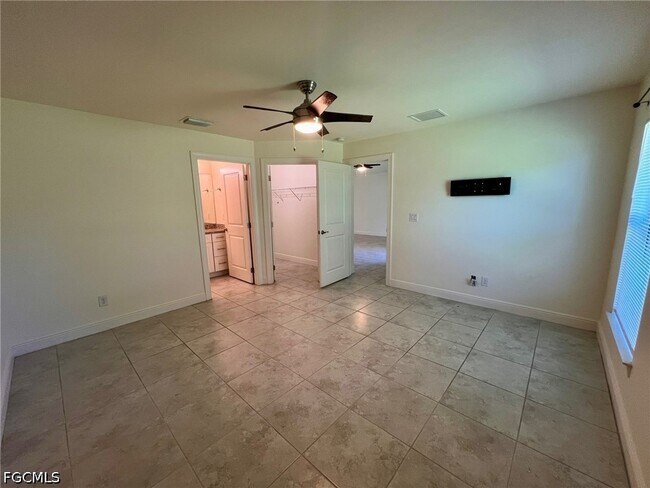Foto del edificio - 3322 SW 17th Pl