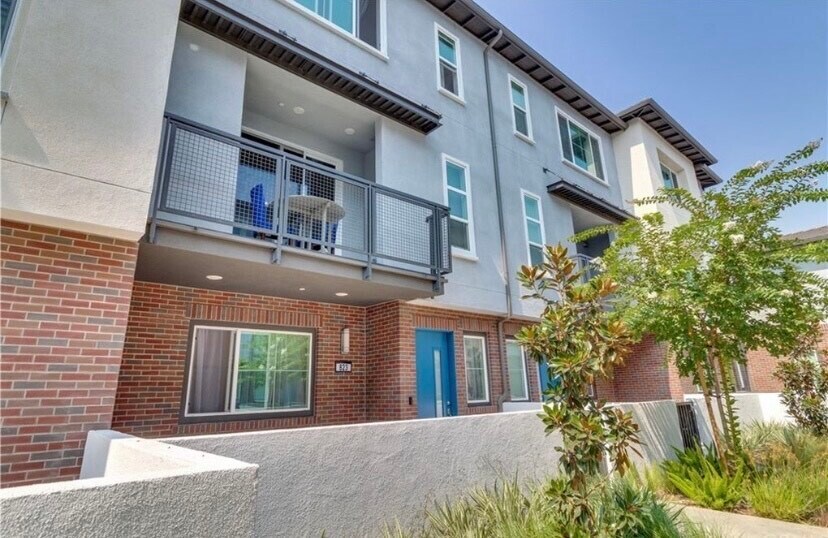 Foto principal - 823 Hudson Ln