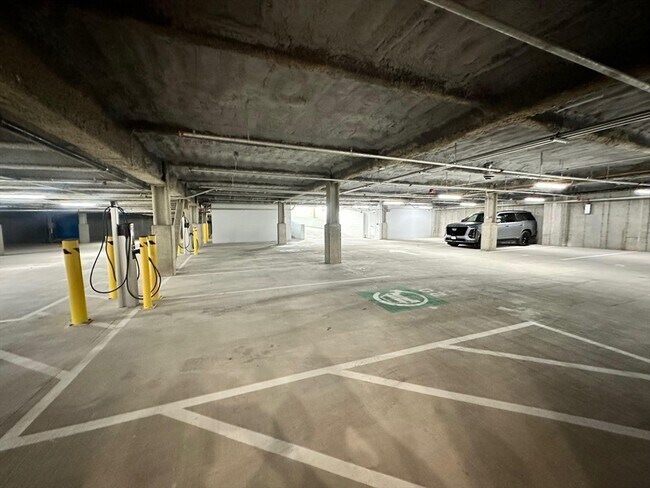 Foto del edificio - 45 E Central St