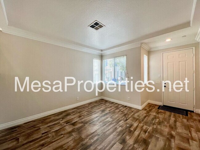 Foto del edificio - 11513 Riverbrook Ct.