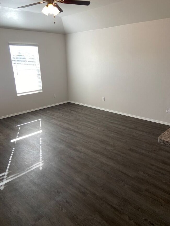 Building Photo - BRAND NEW Three Bedroom | Two Bathroom Hom...