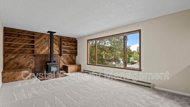 Foto del edificio - 1001 Walz Ave