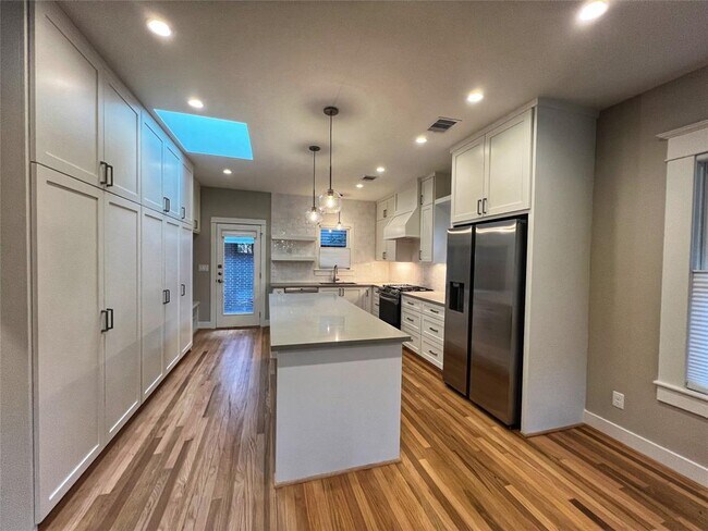 Foto del edificio - 1421 Branard St