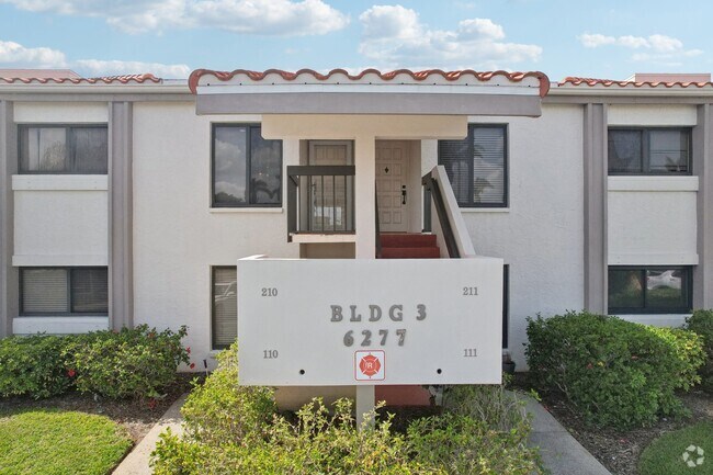 Building Photo - 6277 Bahia del Mar Blvd