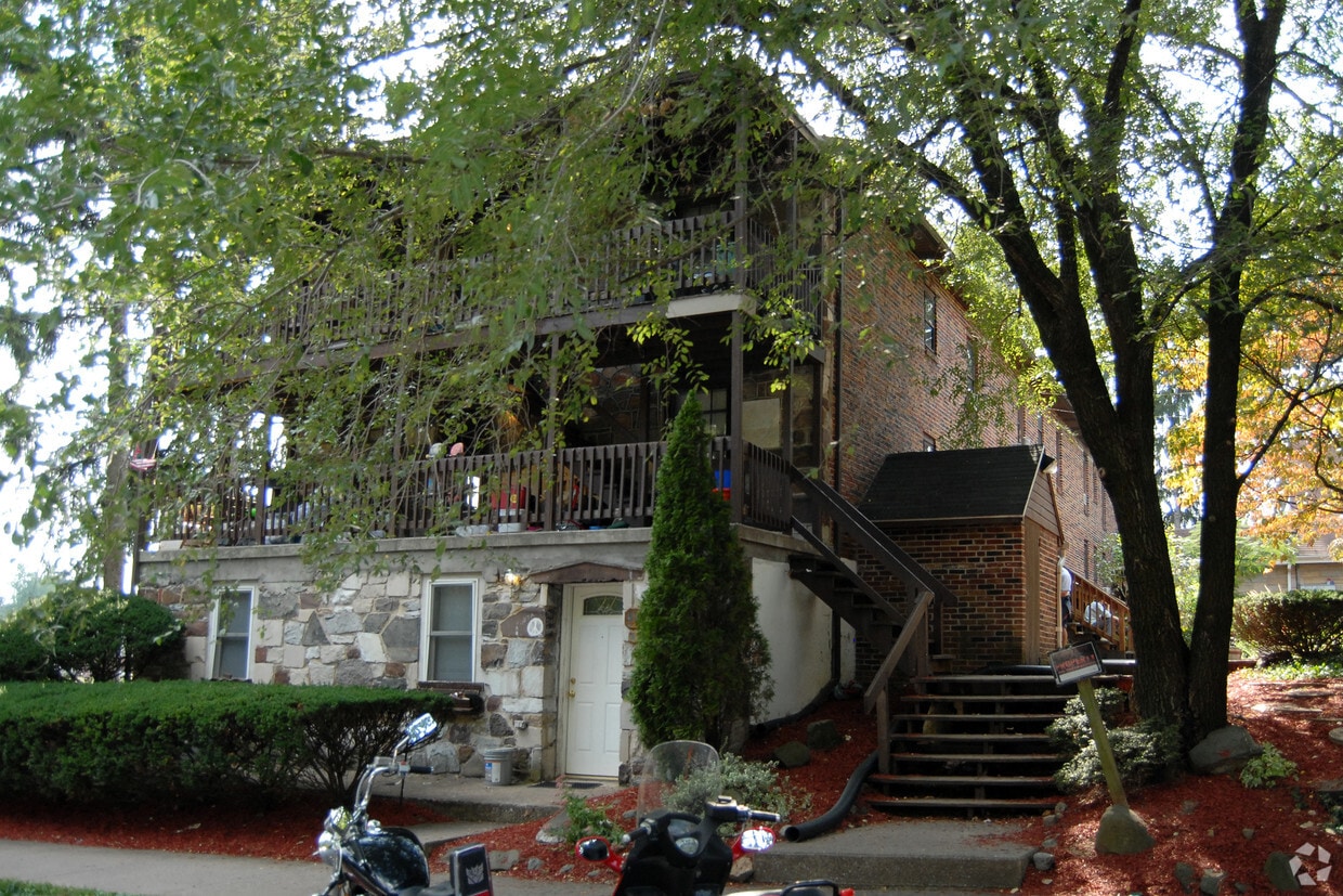 Building Photo - Shell Street Apartments