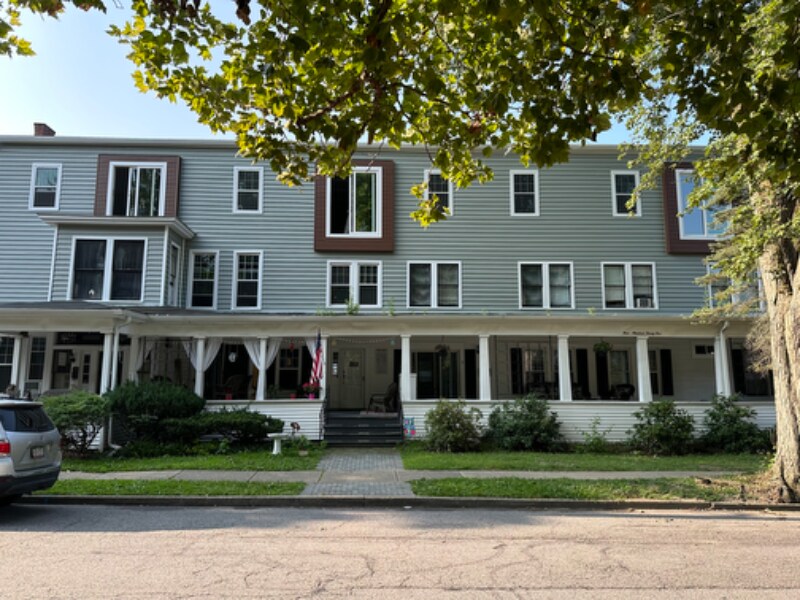 Primary Photo - 425 Prospect Ave