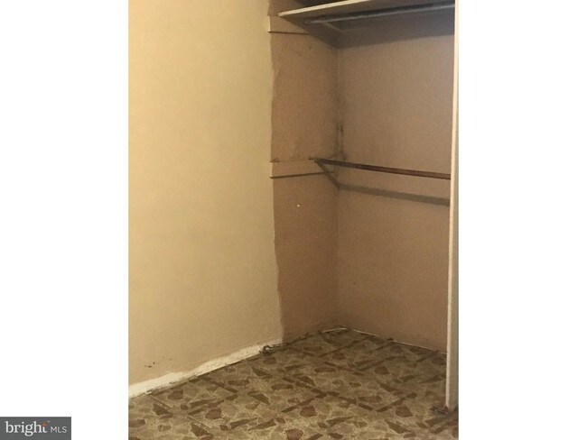 Foto del edificio - 255 E Tusculum St