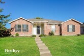 Primary Photo - 1610 Cliffbrook Dr