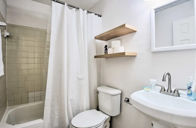 Foto del edificio - 416 40th St E