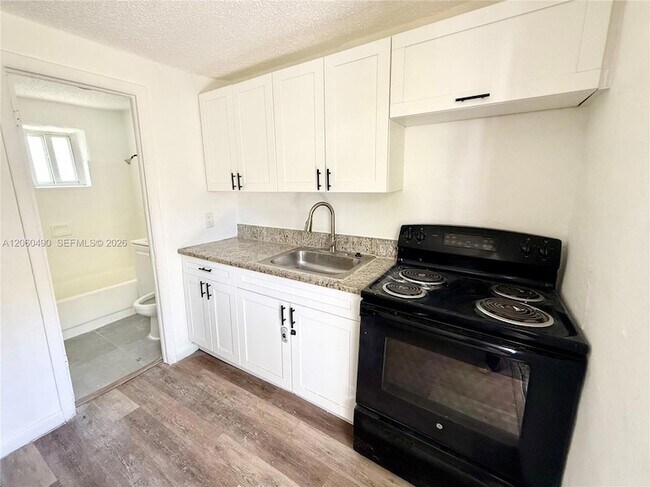 Foto del edificio - 2160 NW 29th St
