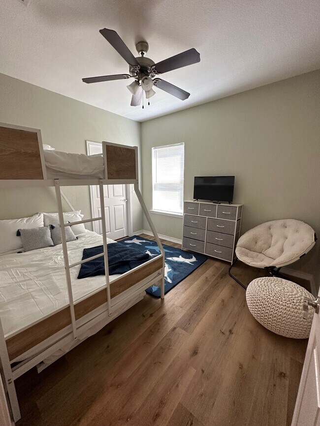 Foto del edificio - 5419 Avenue N 1/2 Rear