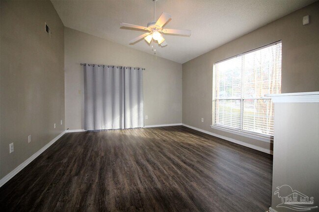 Building Photo - 7526 Southpointe Pl