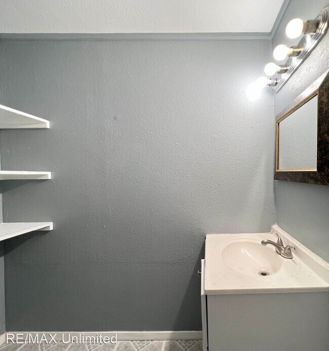 Foto del edificio - 3 br, 1 bath House - 915 Sams Dr