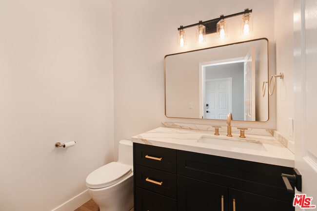 Building Photo - 5200 White Oak Ave