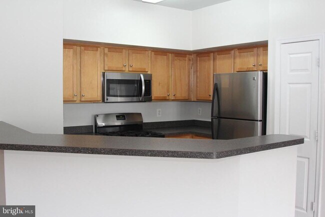 Building Photo - 5106 Travis Edward Way