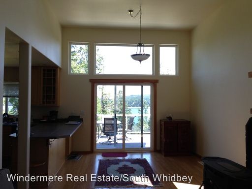 Building Photo - 1405 Pelican Ct