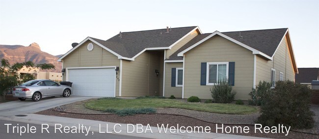 Building Photo - 4 br, 2.5 bath House - 292 Burnage Lane