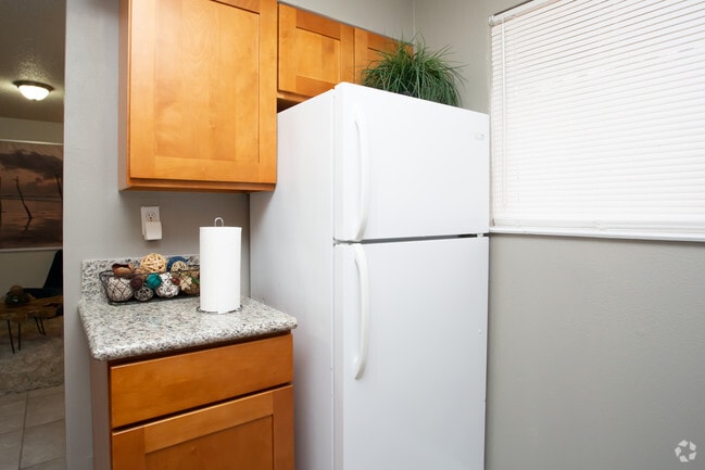 2 Bedroom 1 Bath - Western Oaks