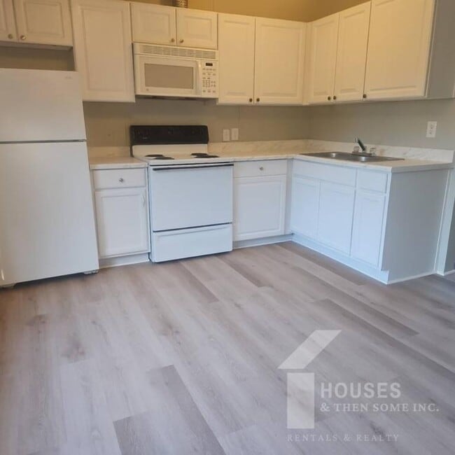 Foto del edificio - 1418 Anderson Ridge Rd