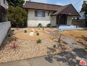 Building Photo - 3924 Huron Ave Building Photo - 3924 Huron Ave