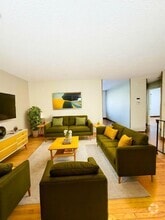 Building Photo - 5570 Tomah Dr
