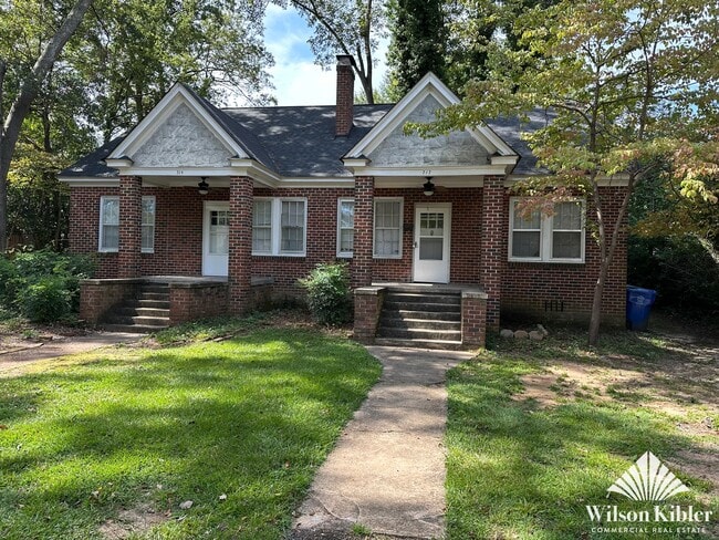 Building Photo - 717 Huntington Ave
