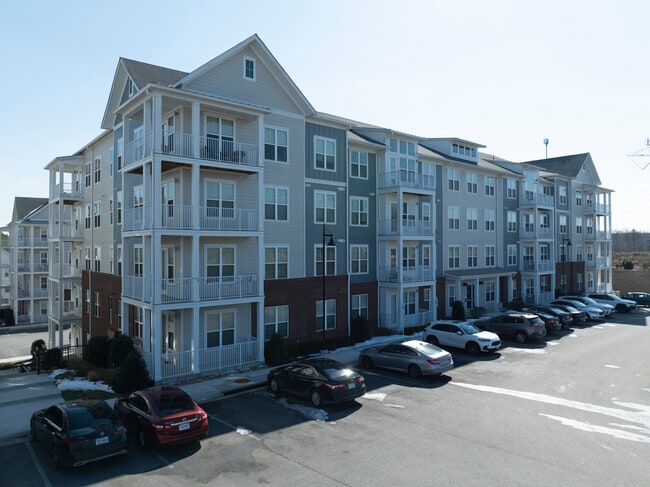 3D Exterior - Commonwealth Apartments