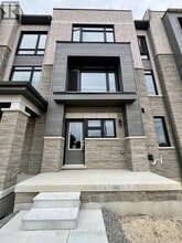 Building Photo - 116 Blick Crescent
