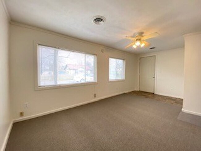 Foto del edificio - Big Value At An Affordable Rate - Water In...