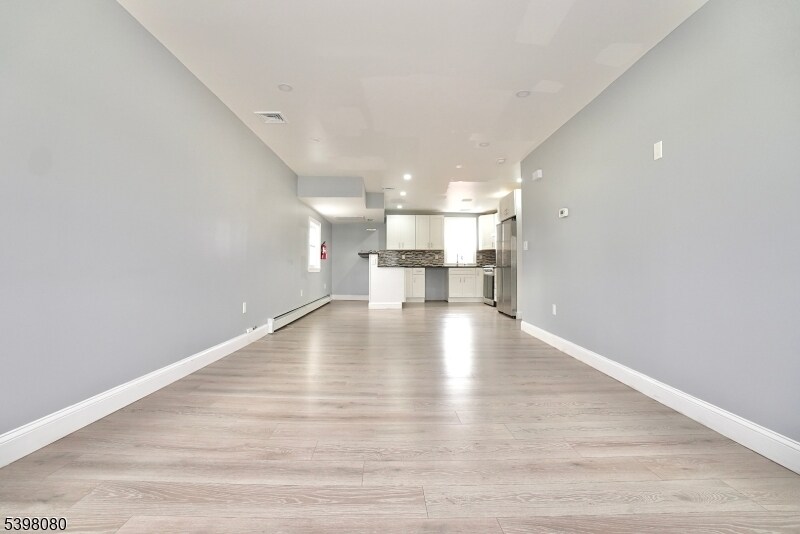 Foto principal - 60 Sidney St