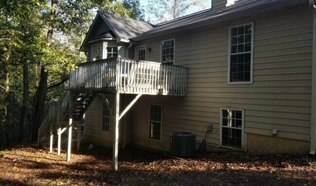 Foto del edificio - 3708 Willow Tree Cir