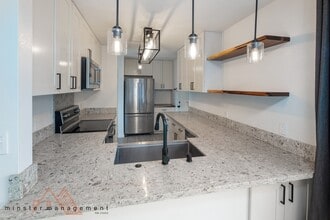 Building Photo - 91-1030-1030 Ahuua St