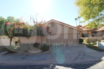 Building Photo - 55 E La Vieve Ln