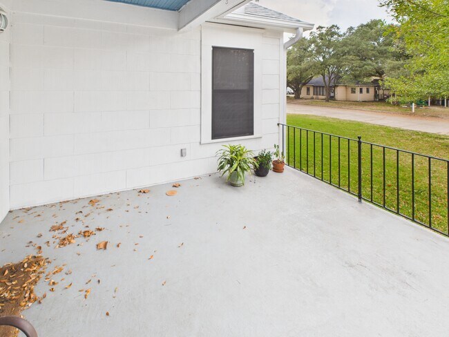 Foto del edificio - 1206 E 30th St