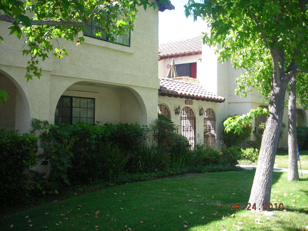 Foto principal - 10761 Chestnut St